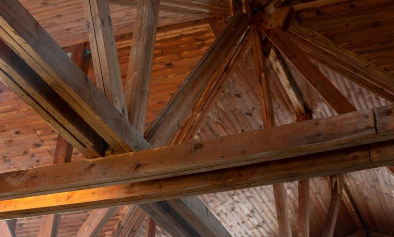 R&eacute;novation de charpente &agrave; Eschbach : signes et solutions